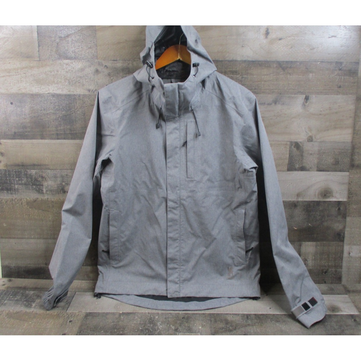 Chrome Industries Jacket Mens Small Gray Waterproof Hooded Cycling Windbreaker — image 2 of 8